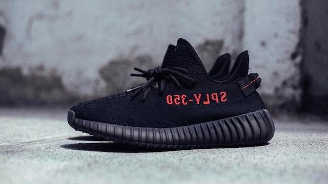 Giày adidas yeezy Boost đen Giày adidas yeezy Boost đen