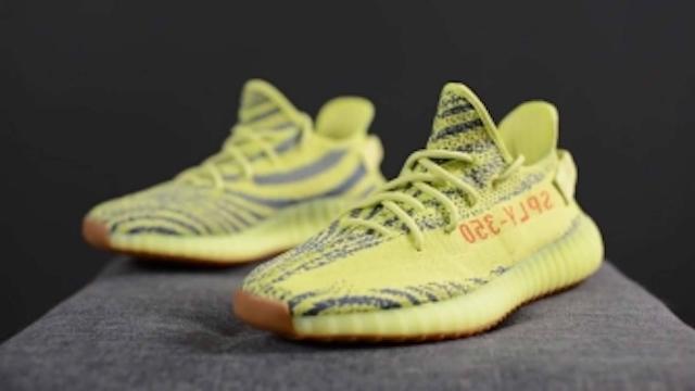 Giày adidas Yeezy Boost Giày adidas Yeezy Boost